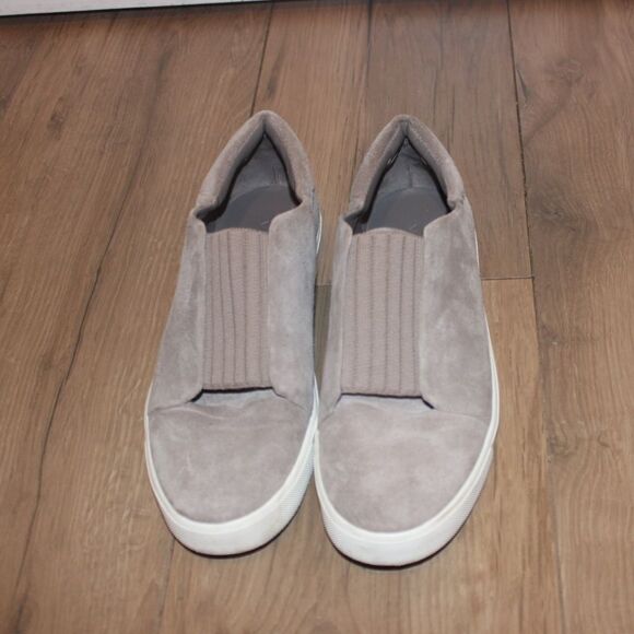 VINCE suede Sneakers  Women size 9 - Picture 3 of 10